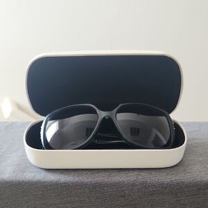 Alexander Mcqueen Green Studded Sunglasses with Calvin Klein Case